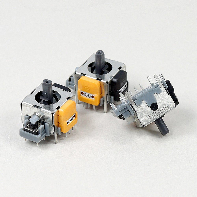 1 Para Zamiennych Analogowych  – Gaming Accessories Joystick recenzja i cena